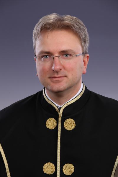 Dr. Varga István egyetemi docens, általános dékánhelyettes